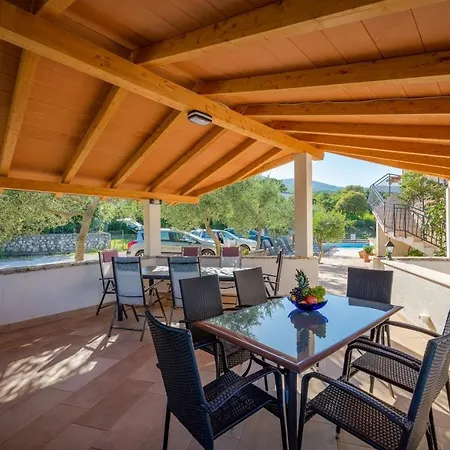 5235-7 In * Drenje (Istria)